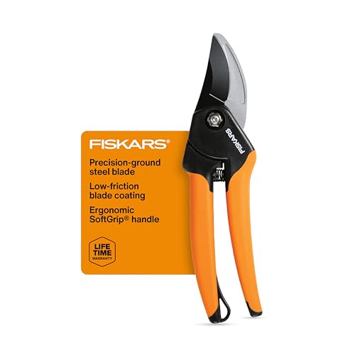 Fiskars Bypass Pruning Shears, 5/8-Inch Cut Capacity SoftGrip Hand Pruner for Small Hands, Blade Stays Sharp Through Heavy Use with Rust Resistant, Low-Friction Coating