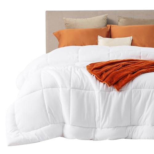 Bedsure Comforter Duvet Insert - Quilted Comforters King Size, All Season Duvet, GentleSoft Down Alternative Bedding, with 8 Tabs, Gifts for Women/Men, White, King 90 x 102 Inches